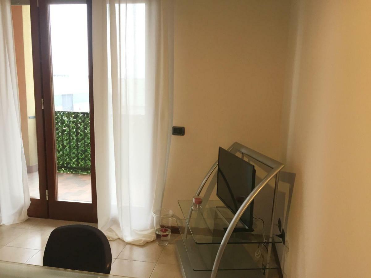 Appartamento Verona Fiera E Centro Екстер'єр фото